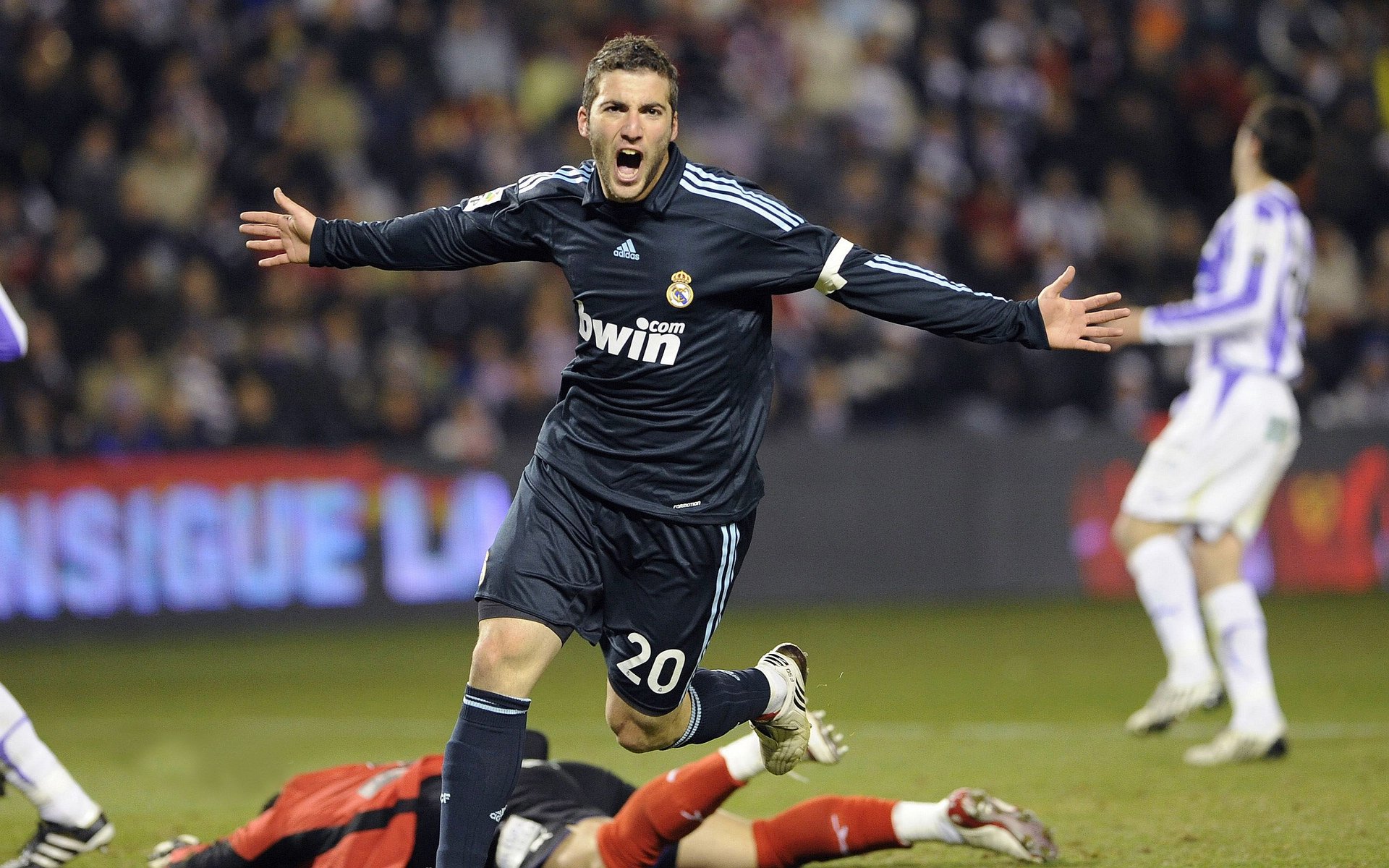 《CS_GO超级决战，现场气氛燃爆全场》，超哥csgo