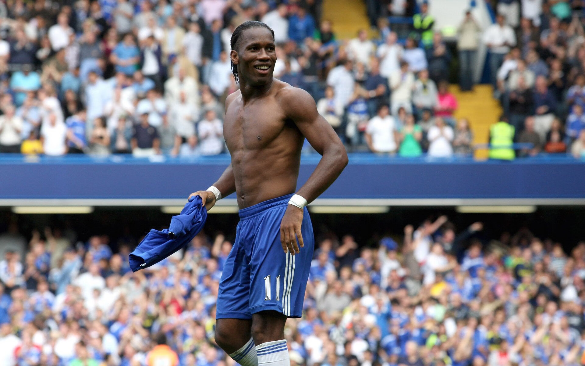 比利时羽毛球选手在比赛中展现出顽强拼搏精神，比利时体育强项